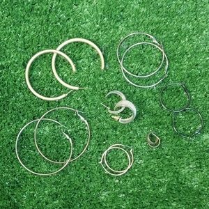 🗑️ REHAB (damaged) Gold and Silver Hoop Earring Set